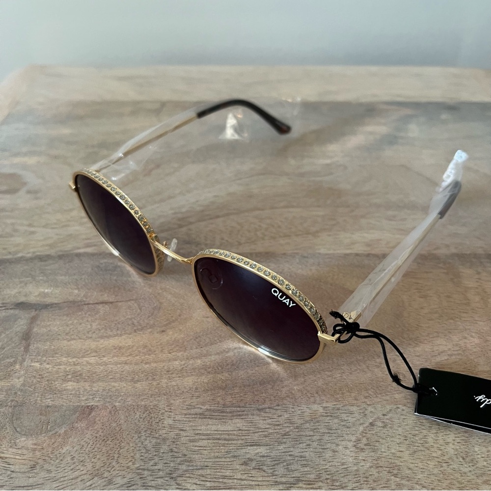 Quay Modstar Rhinestone Sunglasses - Picture 3 of 5